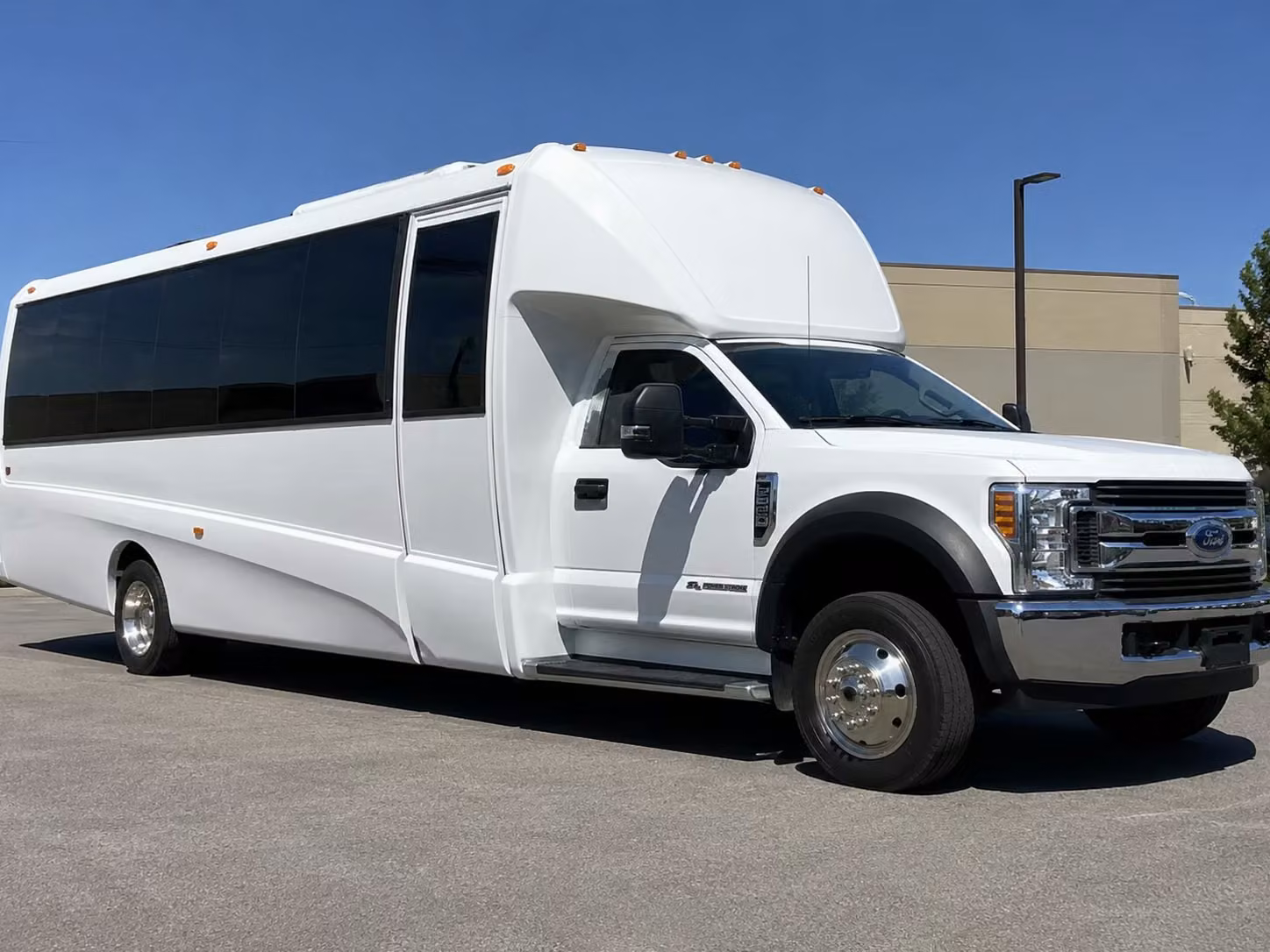 bus rentals for oakley concerts music festival