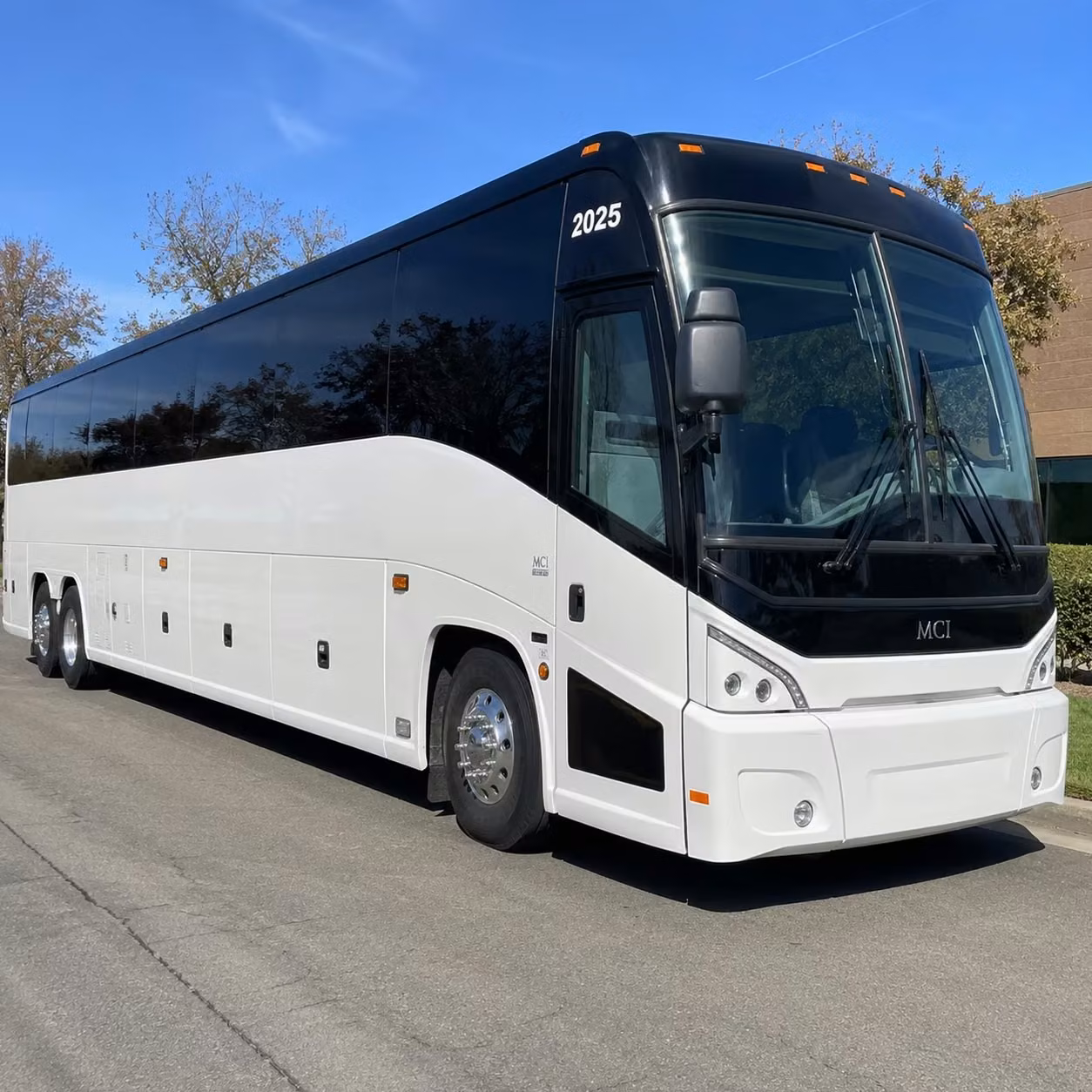 concert bus rentals in oakley