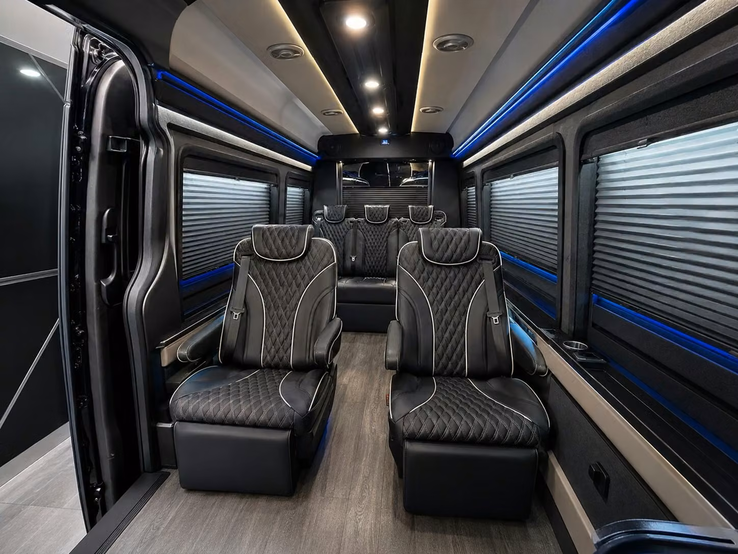 corporate airport shuttles in oakley built around your schedule