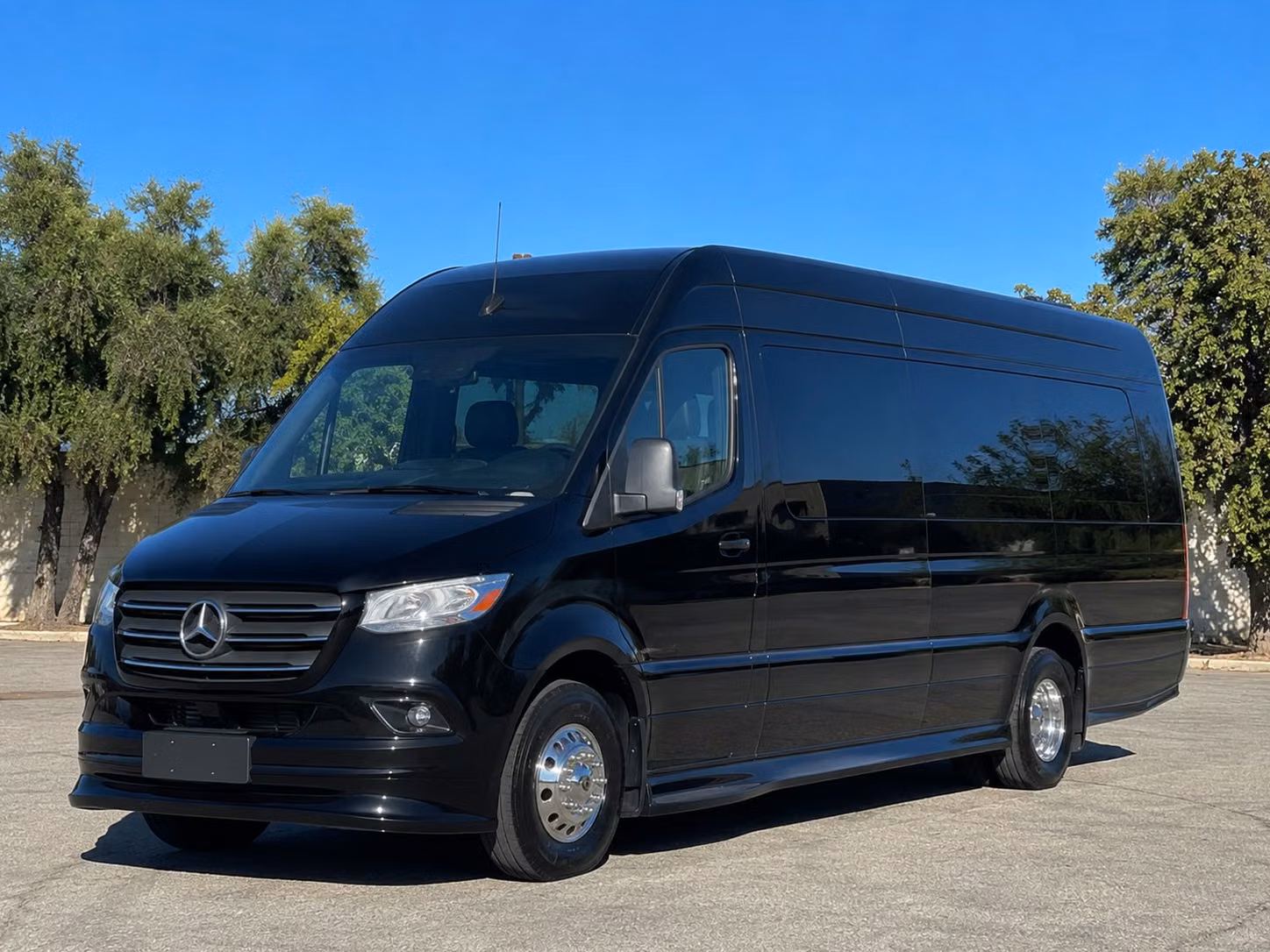 transportation serving oakley and nearby cities