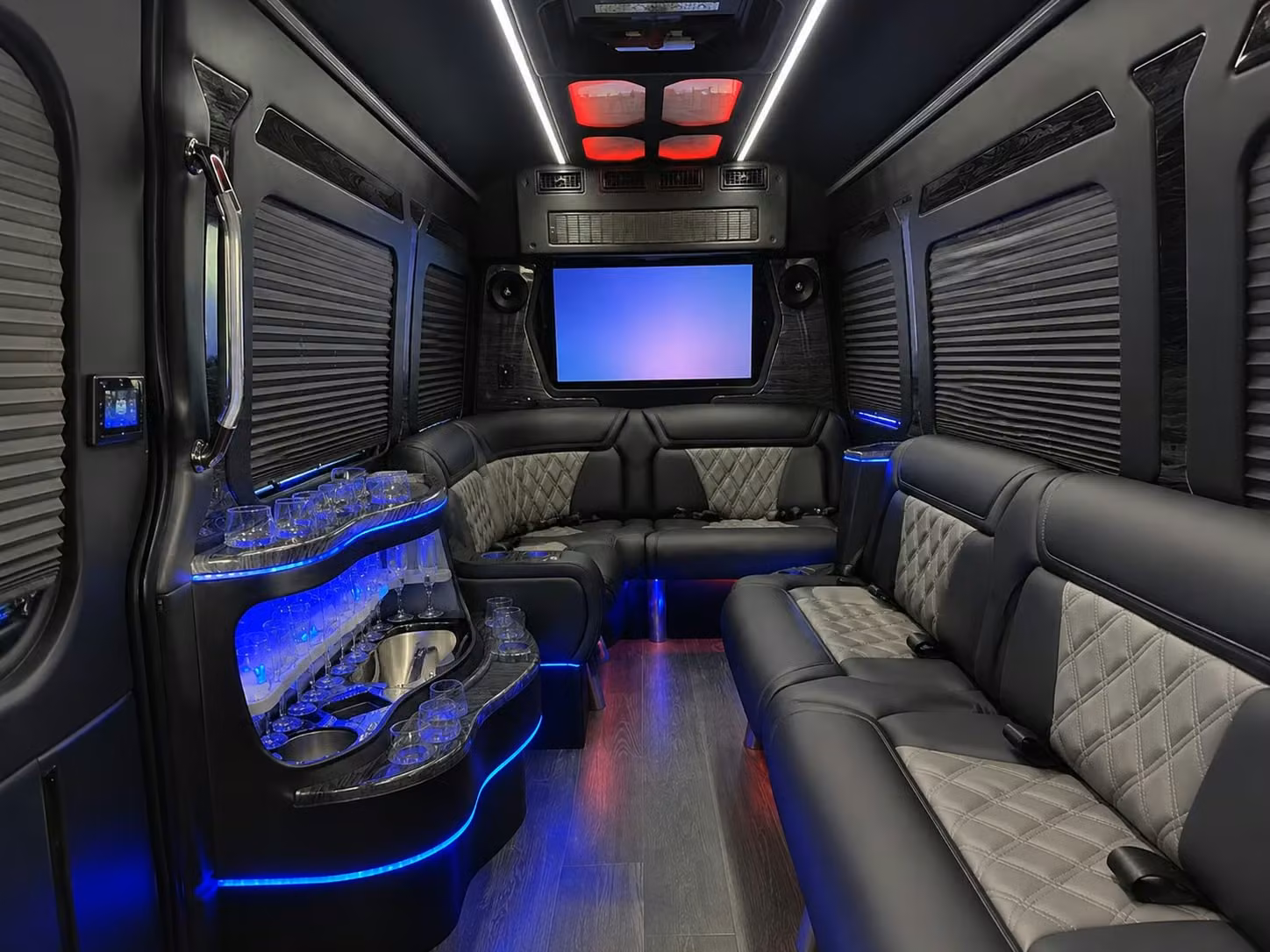 your oakley construction crews and worksite teams deserve reliable daily shuttle service